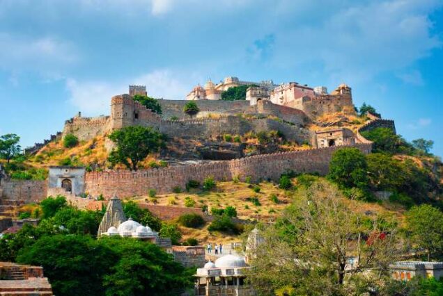 15 days Rajsthan tour package mandava (Shekhawati) Bikaner Jaisalmer Jodhpur Ranakpur Kumbhalgarh Udaipur Chittorgarh Bundi ranthanbore tiger National park Jaipur Agra Orchha Khajuraho Varanasi (2)